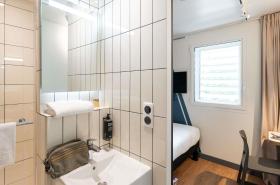 ibis budget Lyon Centre Confluence - photo 10