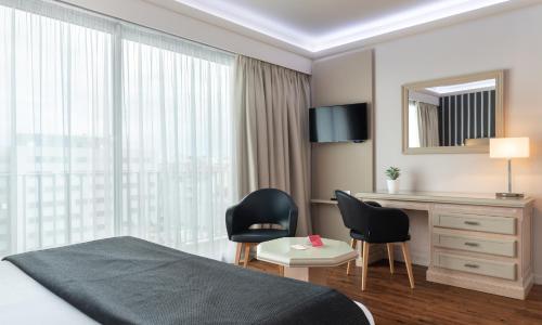 Hôtel Charlemagne - photo 2