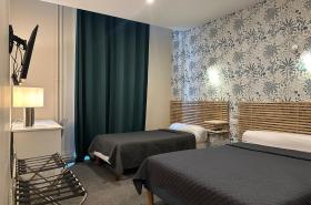 Hotel Azur - photo 4