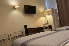 Hotel Azur - photo 5