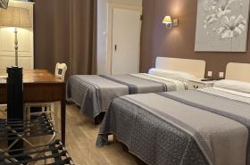 Hotel Azur - photo 17