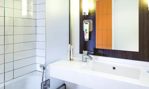 ibis Styles Lyon Centre - Gare Part Dieu - photo 2