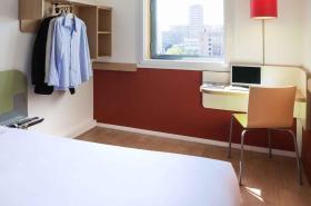 Ibis Budget Lyon Centre - Gare Part Dieu - photo 17