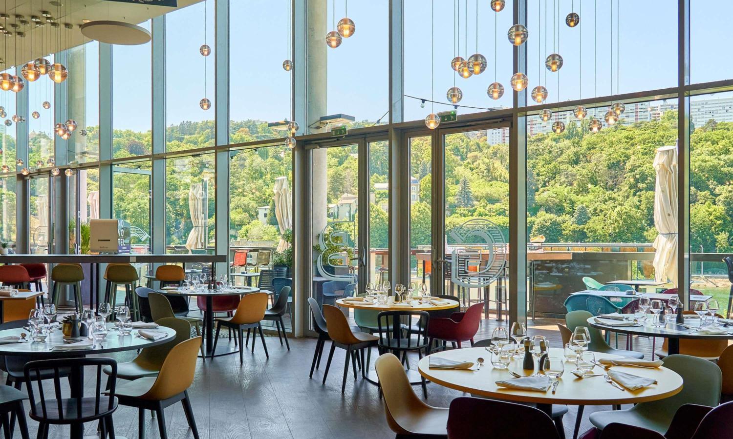 Foto de Novotel Lyon Centre-Confluence Bord de Saone