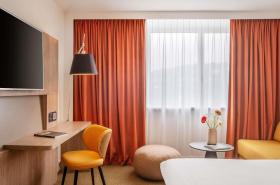 Novotel Lyon Centre-Confluence Bord de Saone - photo 9