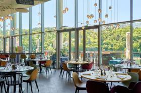 Novotel Lyon Centre-Confluence Bord de Saone - photo 4