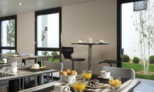 Aparthotel Adagio Lyon Patio Confluence - photo 3