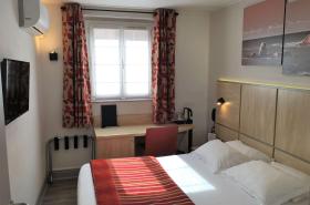 Best Western Lyon Saint-Antoine - photo 11