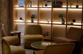 Best Western Lyon Saint-Antoine - photo 11
