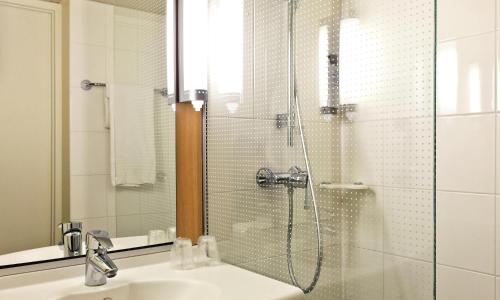 ibis Lyon Gare Part Dieu - photo 2