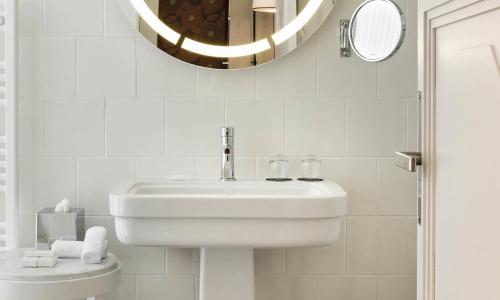 Hôtel Carlton - photo 2