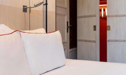 Hôtel Carlton - photo 2